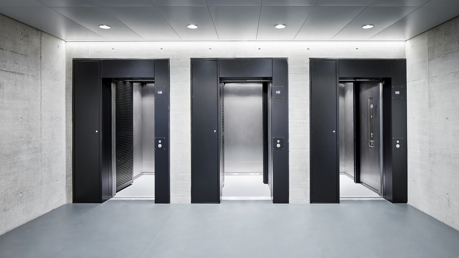 ELEVATORS & LIFTS